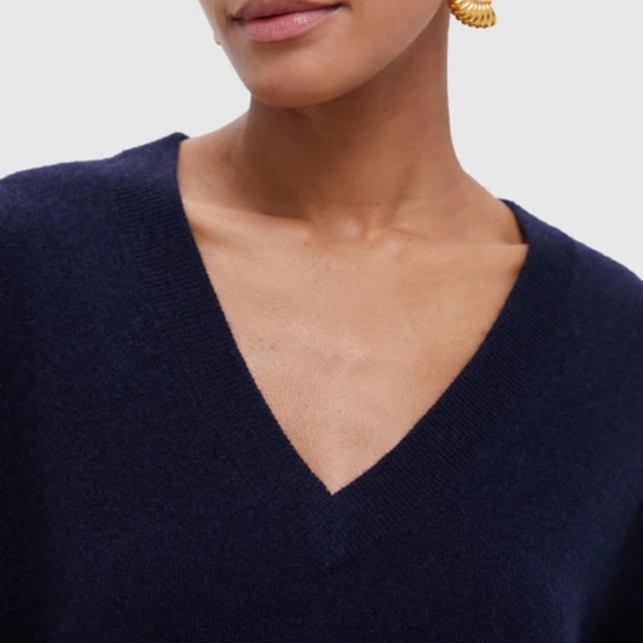 NWT $238 JCrew Italian Cashmere V Neck Sweater S - Picture 4 of 6